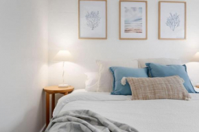 Oceanic Apartment 6A